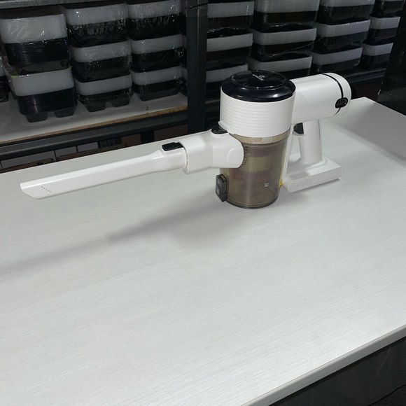 White Cordless Vacuum Cleaner 10 in 1
NEQUARE S25PRO - Picture 5 of 8